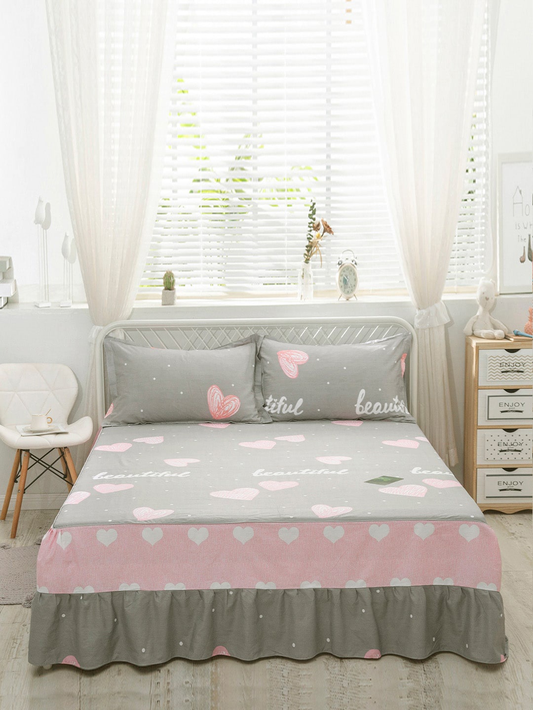 

JC HOME Grey Pink Printed Double King Bed Cover With 2 Pillow Covers
