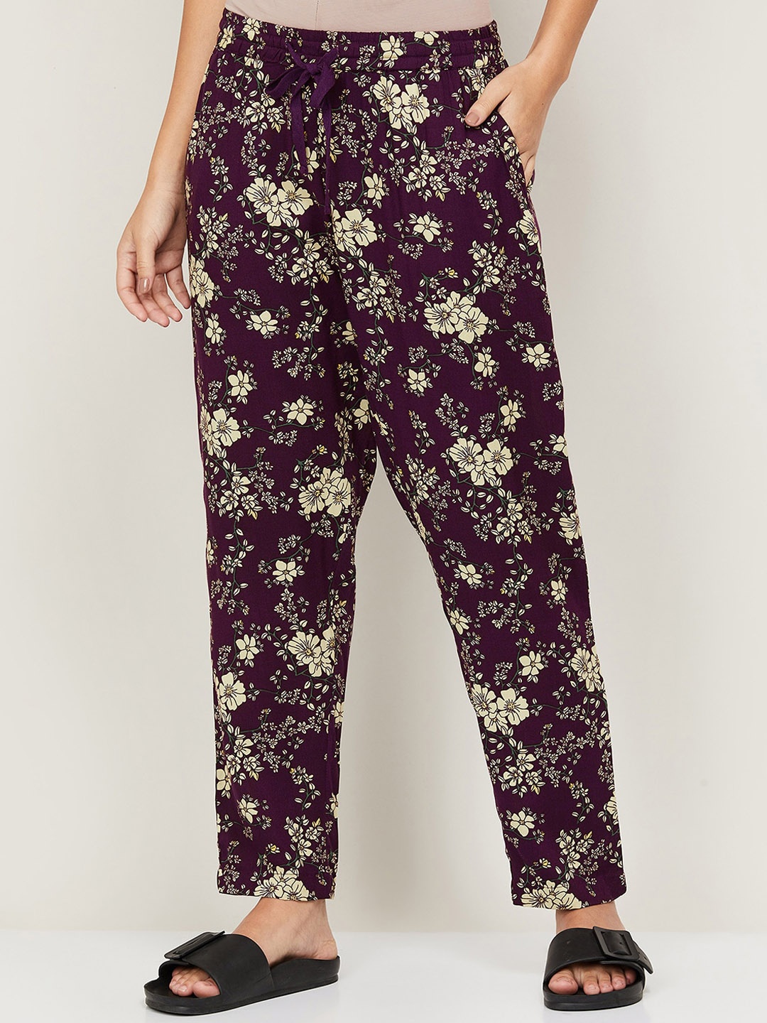 

Ginger by Lifestyle Women Maroon Printed Lounge Pant
