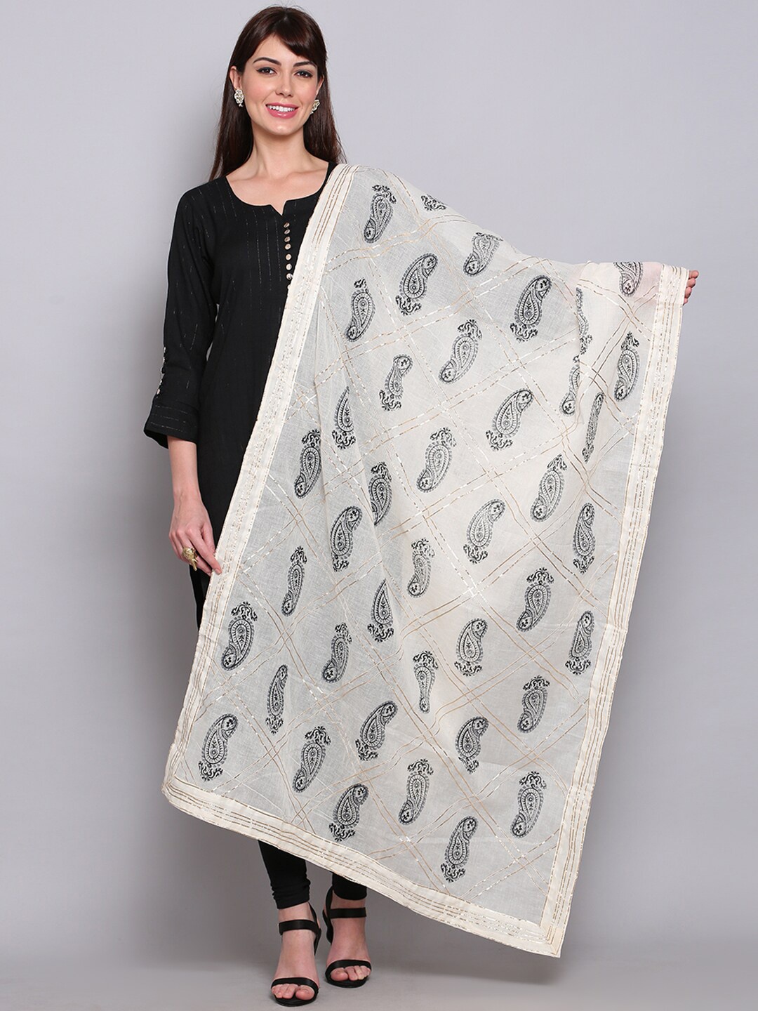 

Miaz Lifestyle Off White & Black Ethnic Motifs Printed Pure Cotton Block Print Dupatta with Gotta Patti