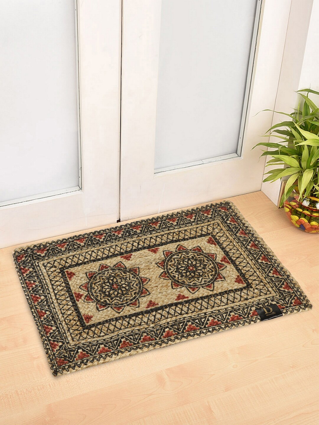 

Soumya Beige & Maroon Printed Natural Jute Floor Mat