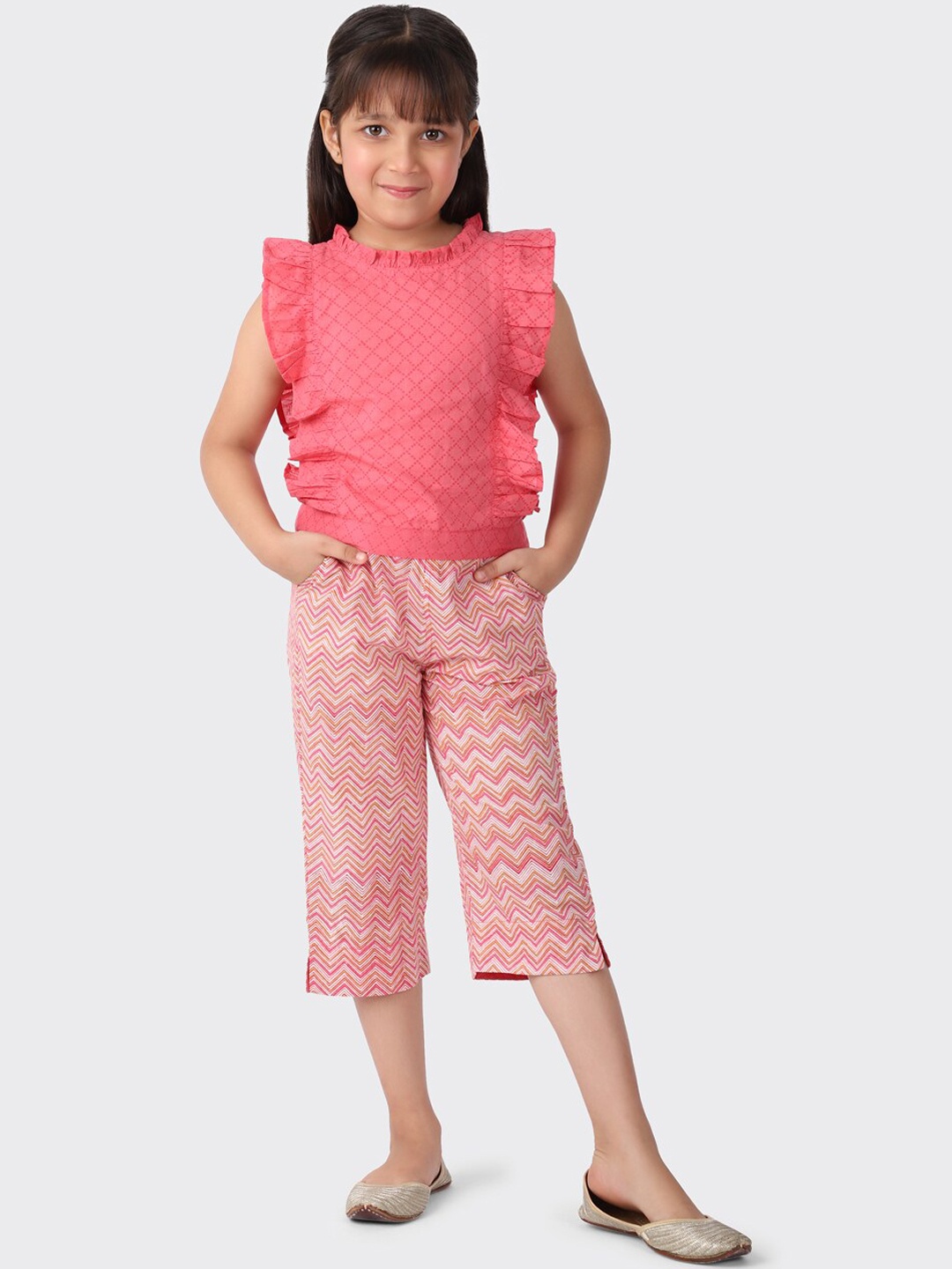 

Fabindia Girls Pink & White Clothing Set