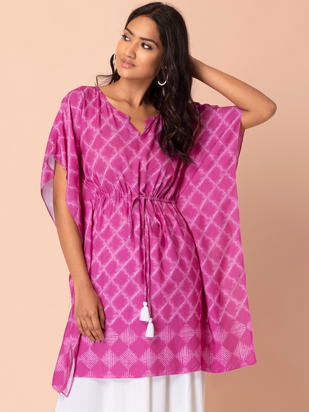 

INDYA Women Pink Geometric Checked Kaftan Kurta