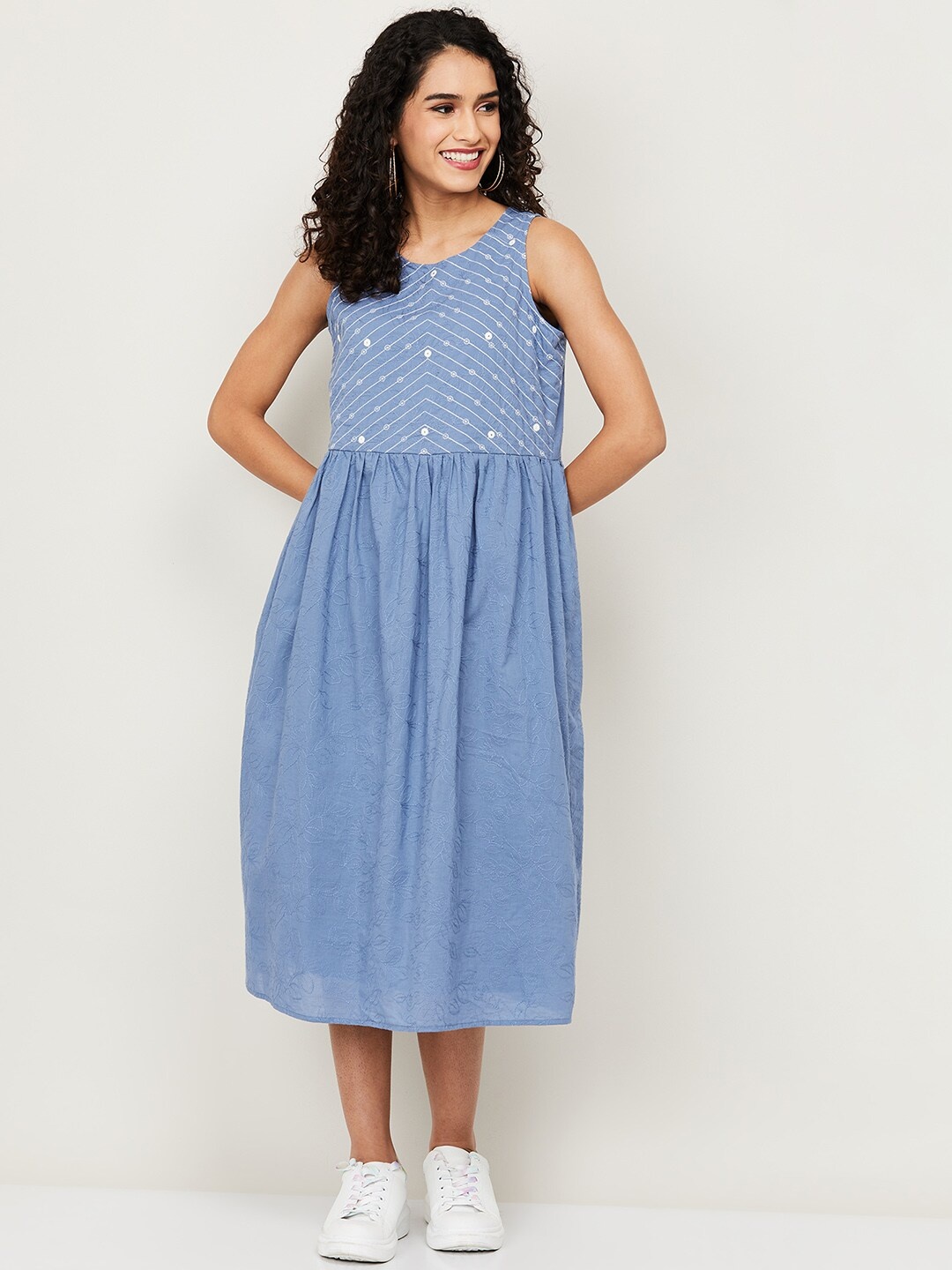 

Colour Me by Melange Blue Midi Dress