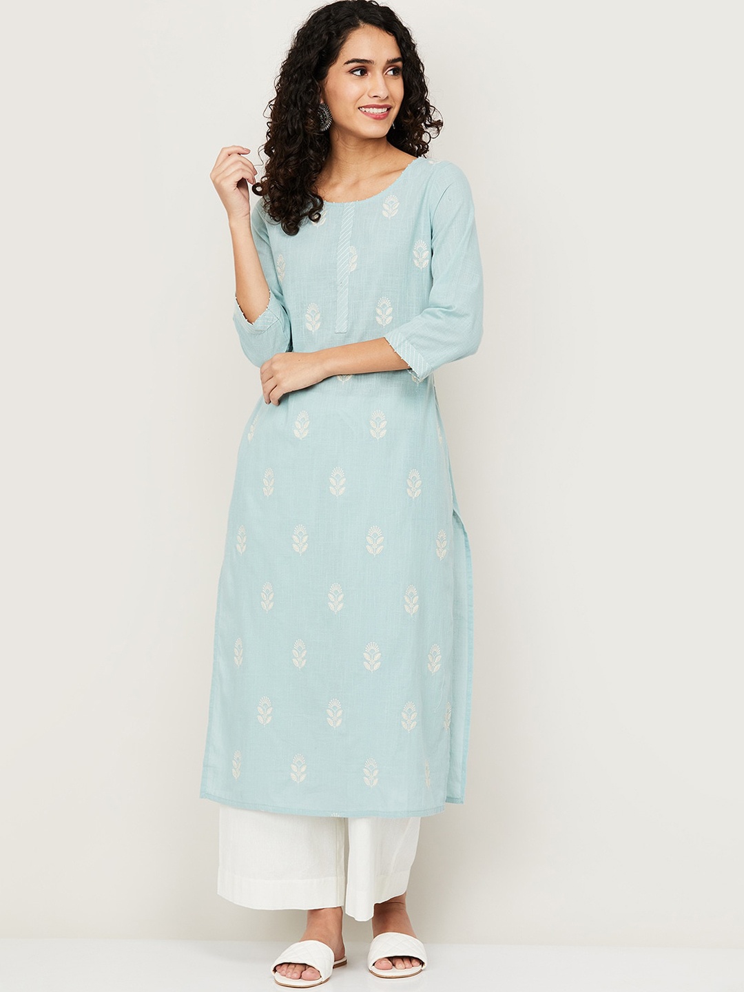 

Melange by Lifestyle Women Blue Ethnic Motifs Embroidered Chikankari Kurta