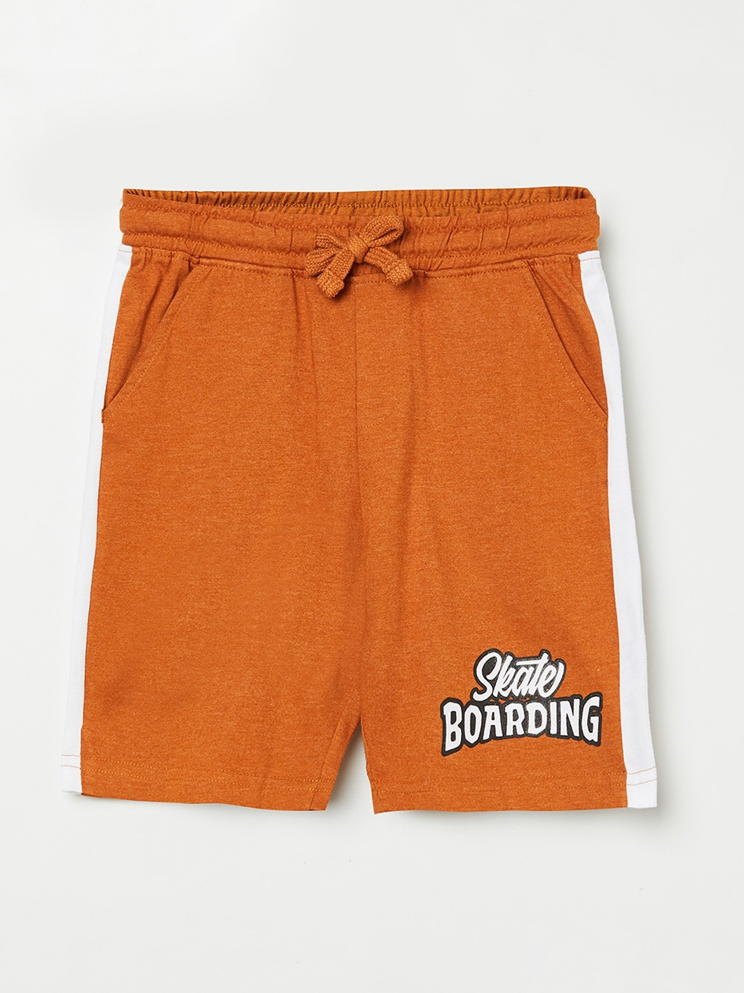 

Fame Forever by Lifestyle Boys Red Slim Fit Shorts