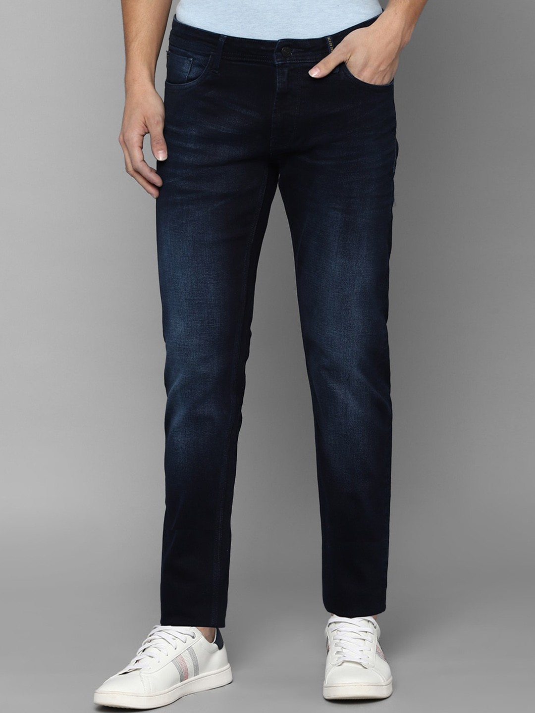 

Allen Solly Men Navy Blue Skinny Fit Heavy Fade Jeans