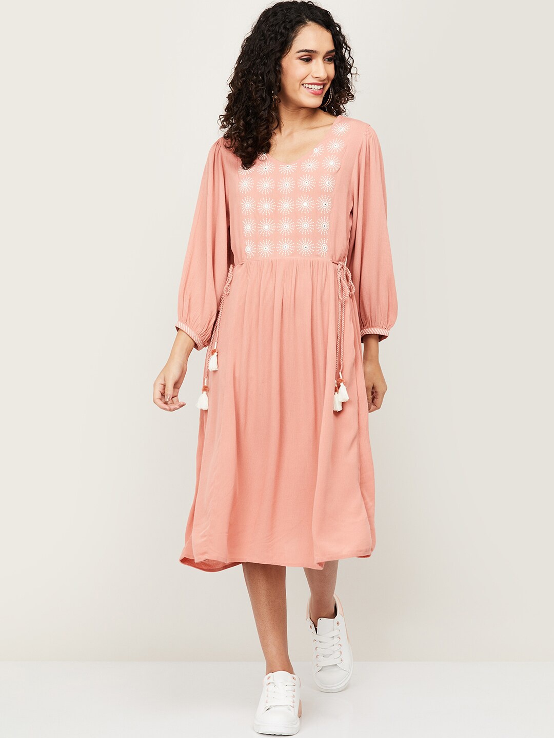 

Colour Me by Melange Peach-Coloured & White Viscose Rayon Tunic