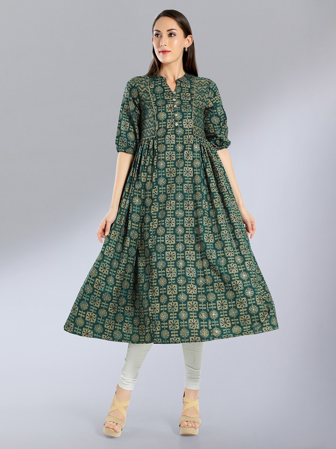 

MADHURAM Green Floral Printed Gotta Patti Gotta Patti Empire Anarkali Kurti