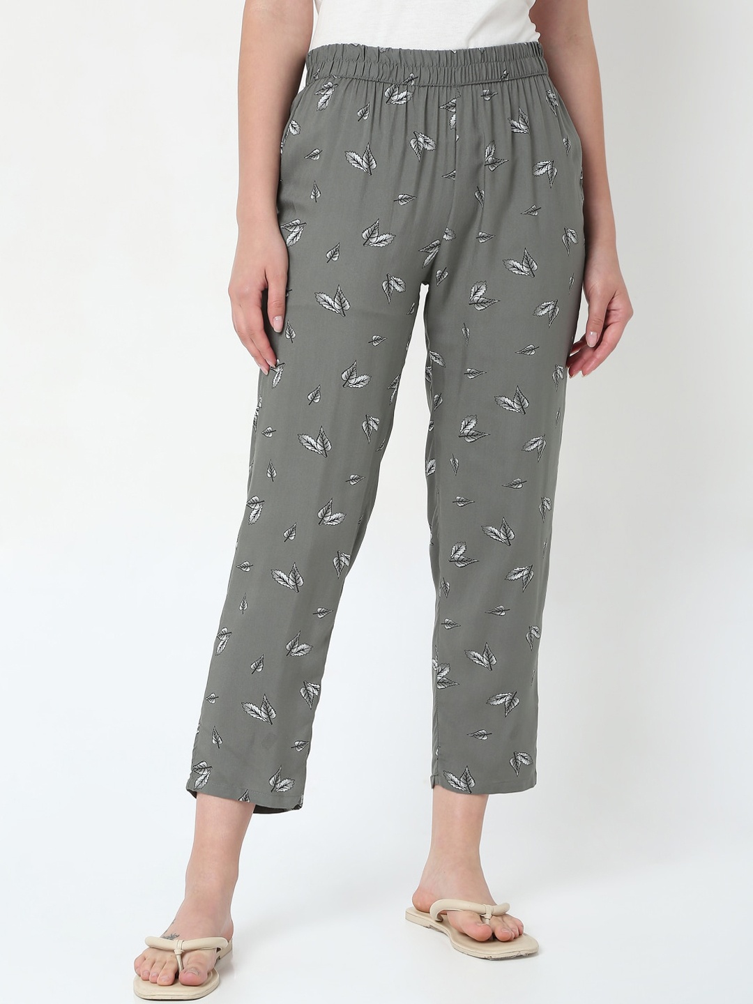 

Smarty Pants Women Grey Cotton Floral Print Lounge Pants