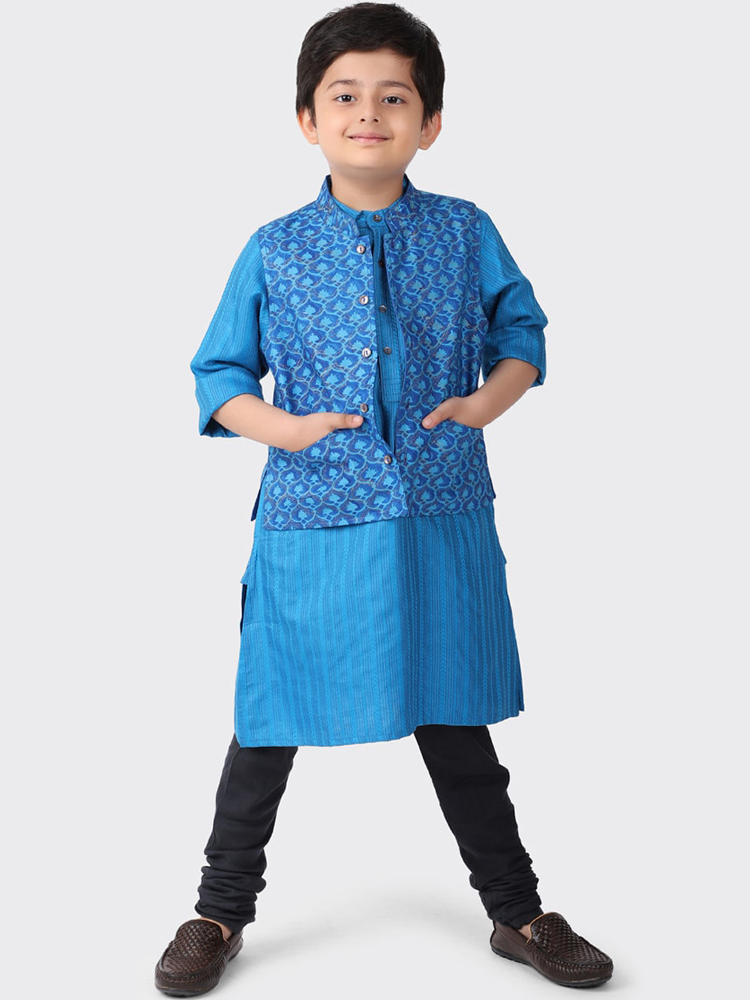 

Fabindia Boys Blue Ethnic Motifs Printed Kurta with Pyjamas