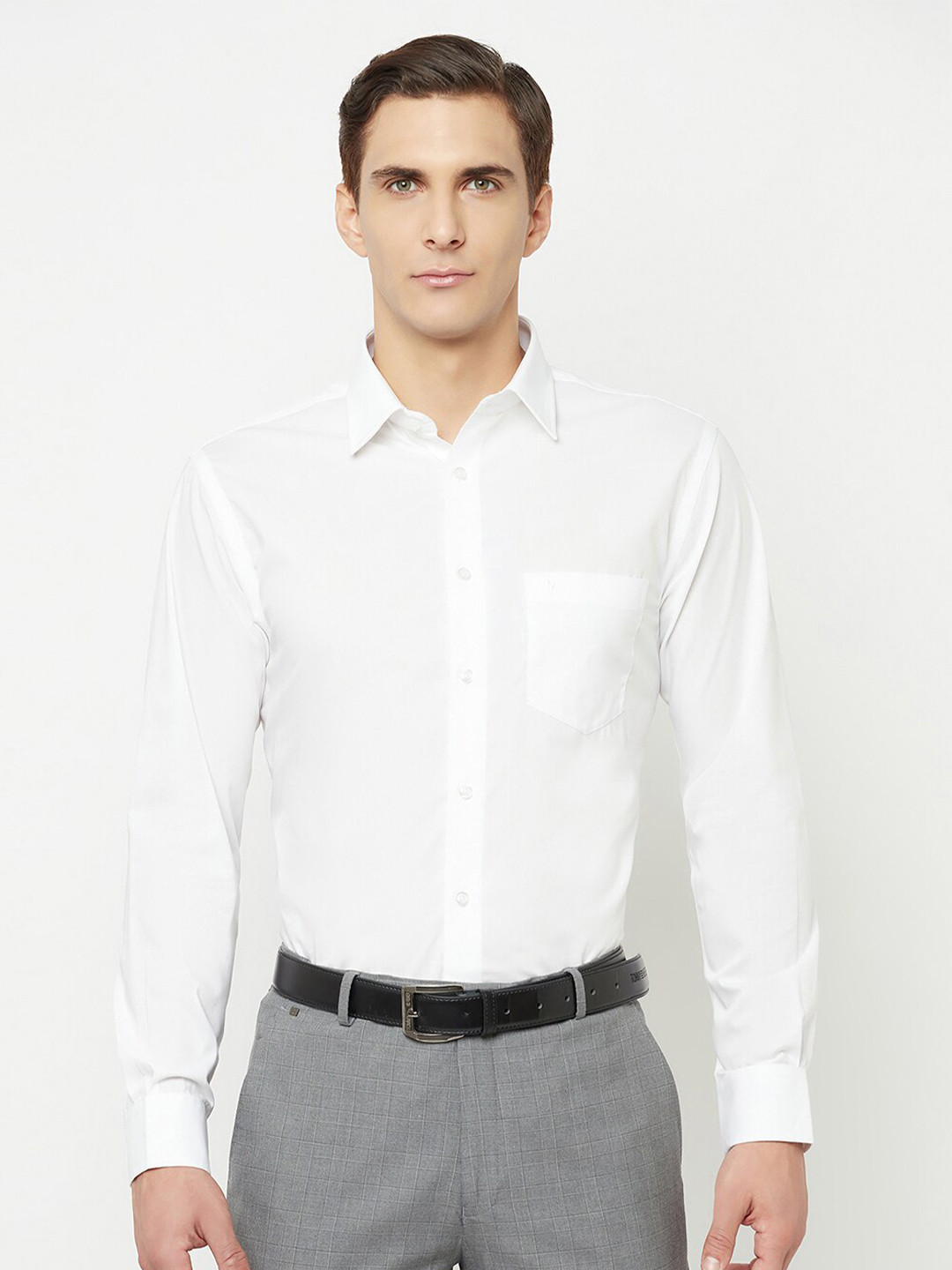 

Cantabil Men White Solid Formal Shirt