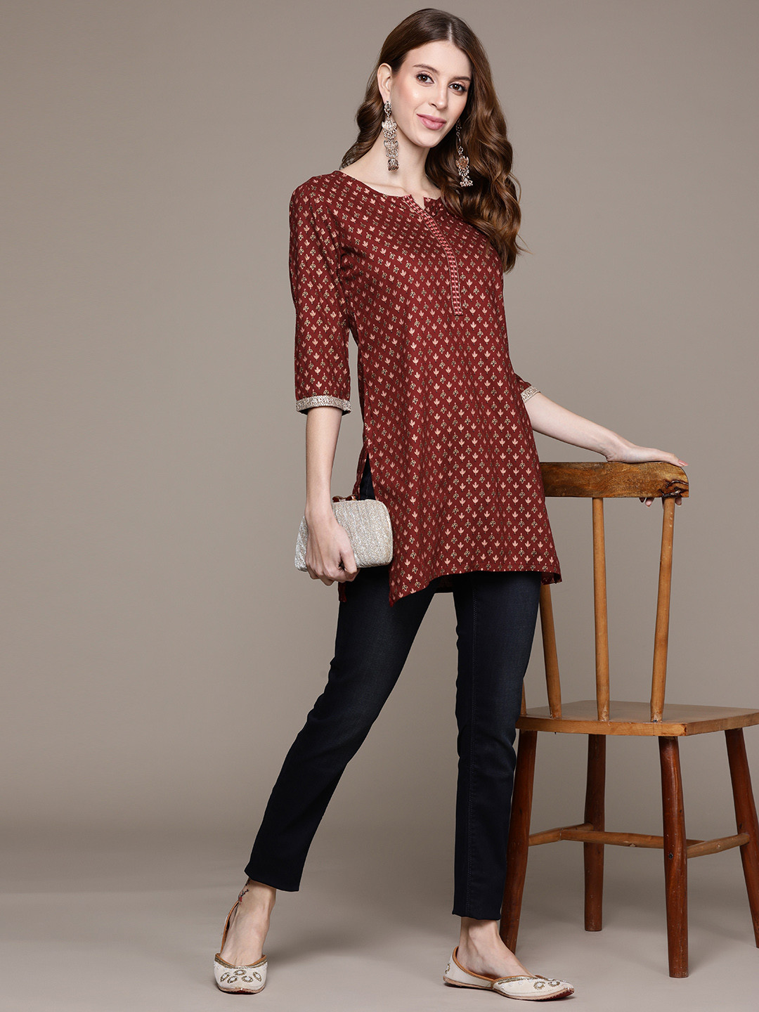 

Anubhutee Maroon Ethnic Print Kurti