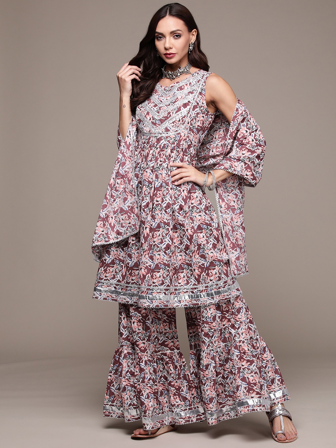 

Anubhutee Women Mauve Floral Printed Pure Cotton Kurta with Sharara & With Dupatta