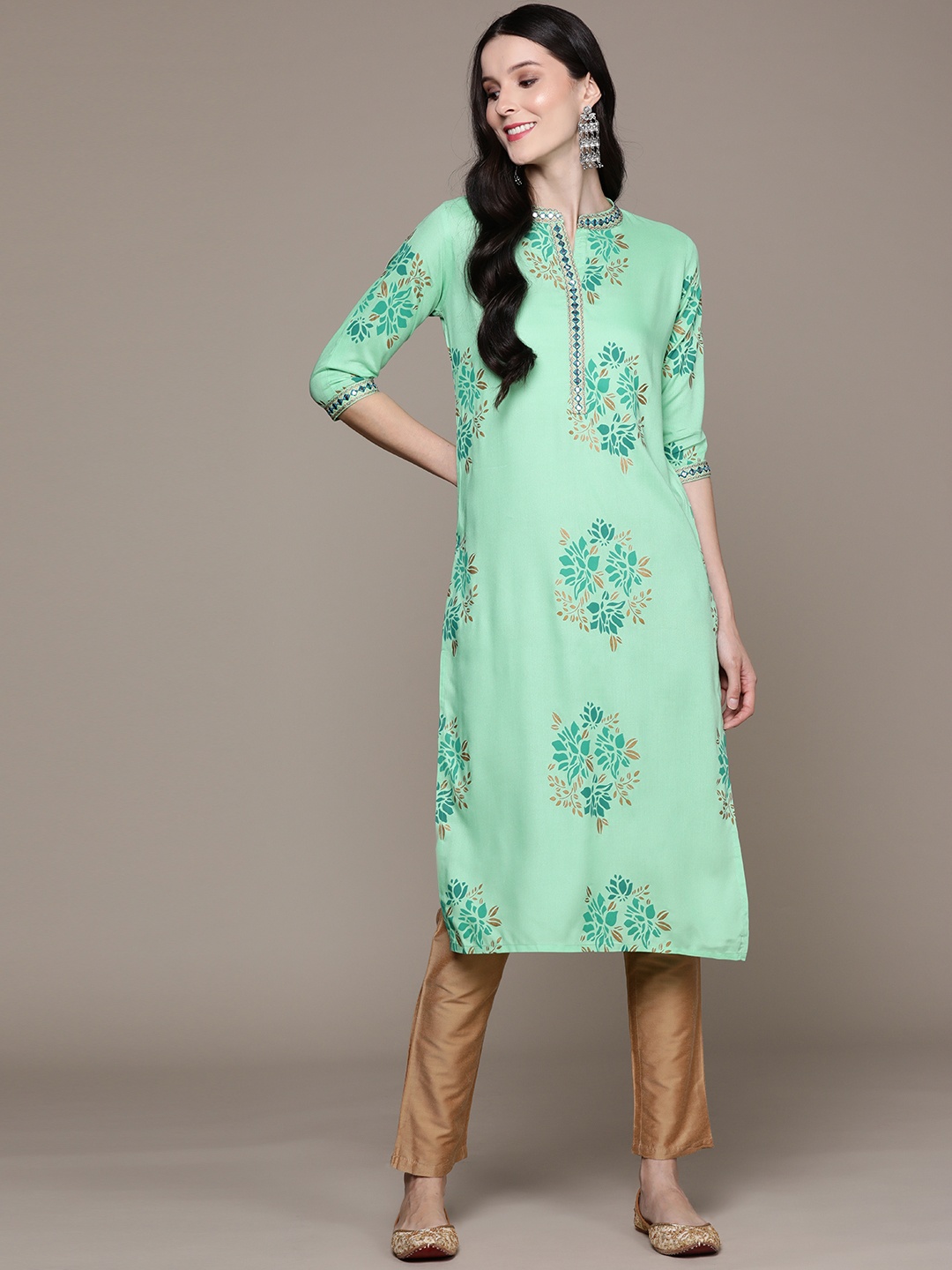 

Anubhutee Women Sea Green Floral Printed Mirror Work Kurta