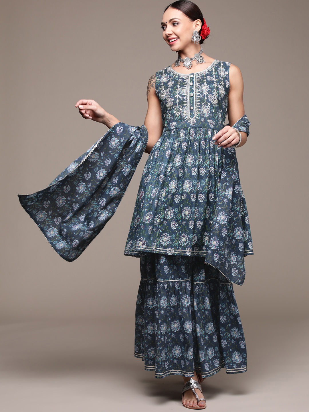 

Anubhutee Women Navy Blue Floral Printed Pure Cotton Kurta with Sharara & With Dupatta