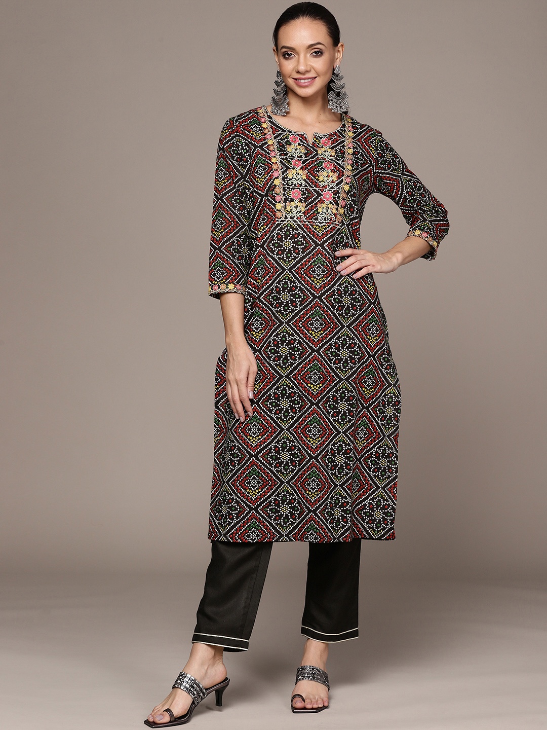 

Anubhutee Women Black Bandhani Printed Pure Cotton Kurta with Trousers
