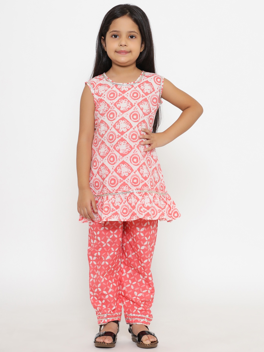 

Readiprint Fashions Girls Pink & White Ethnic Printed Pure Cotton Kurti with Pyjamas