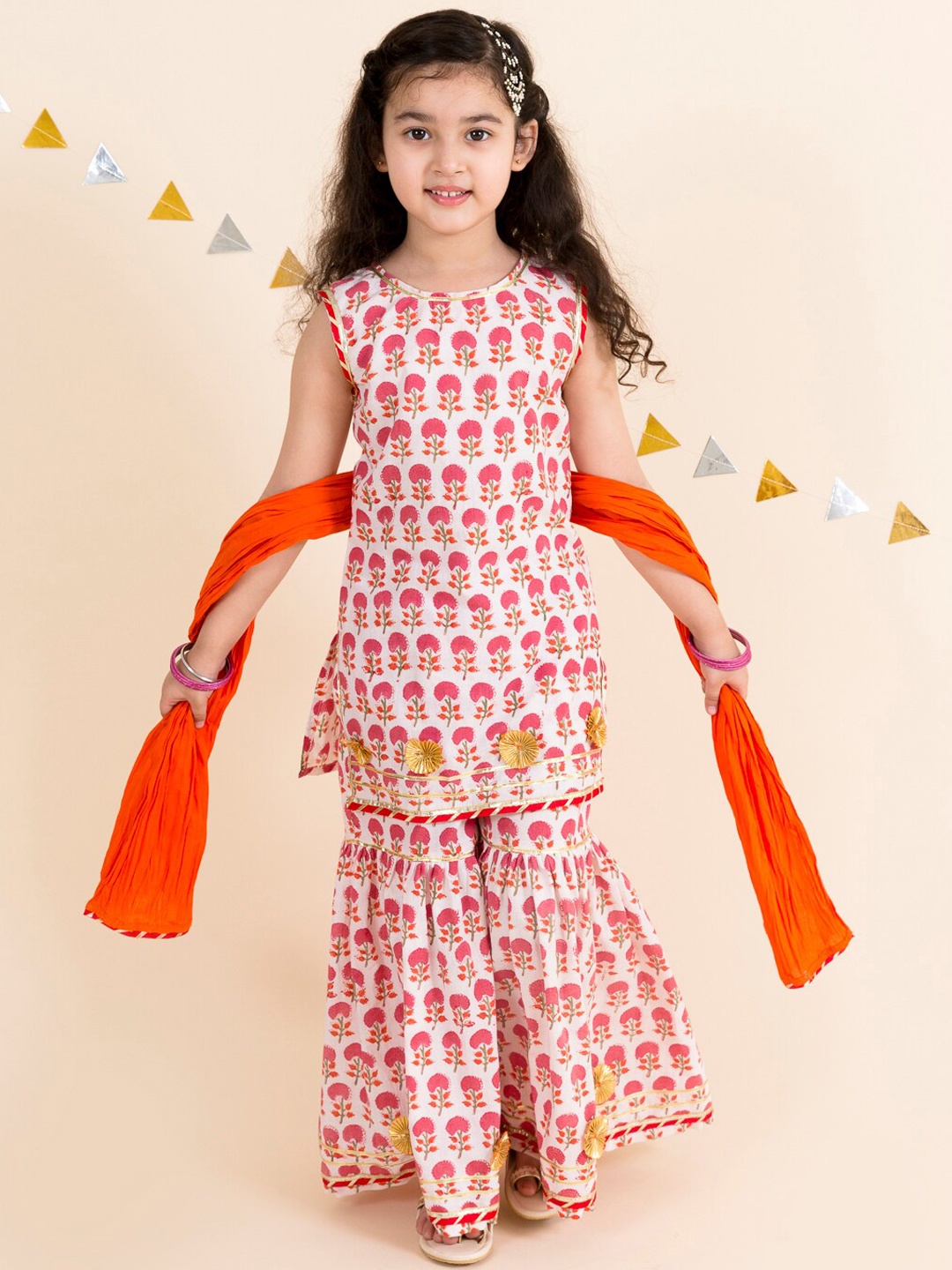 

pspeaches Girls Pink Printed Pure Cotton Top with Salwar & With Dupatta