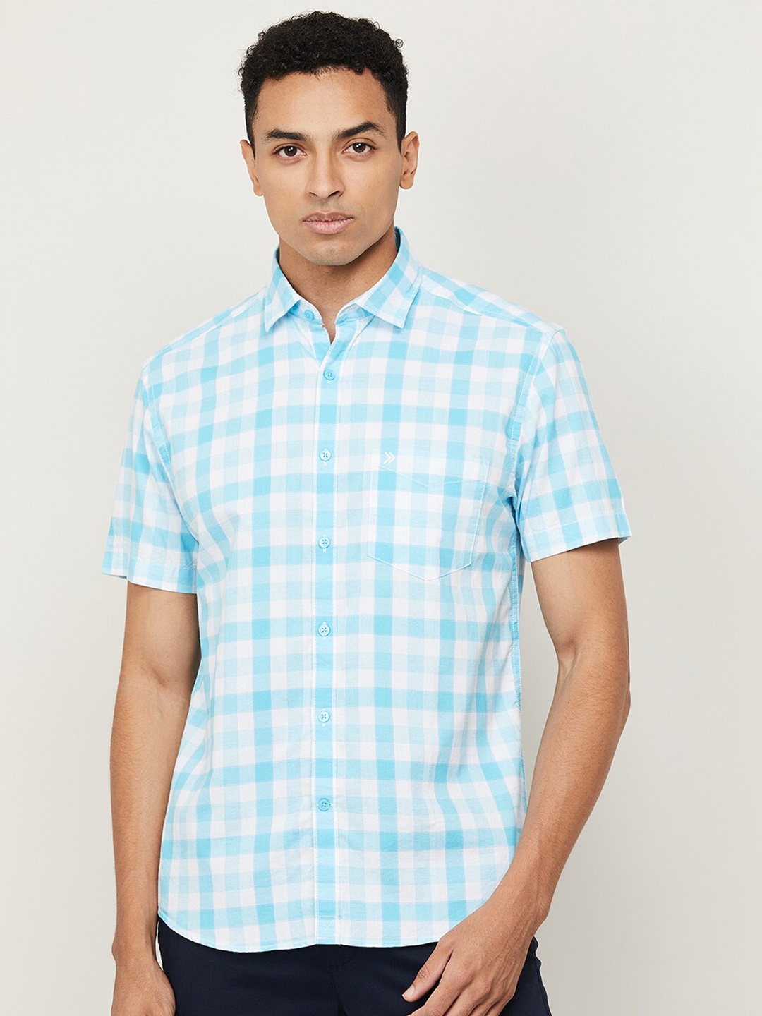 

CODE by Lifestyle Men Blue Gingham Checked Casual Shirt