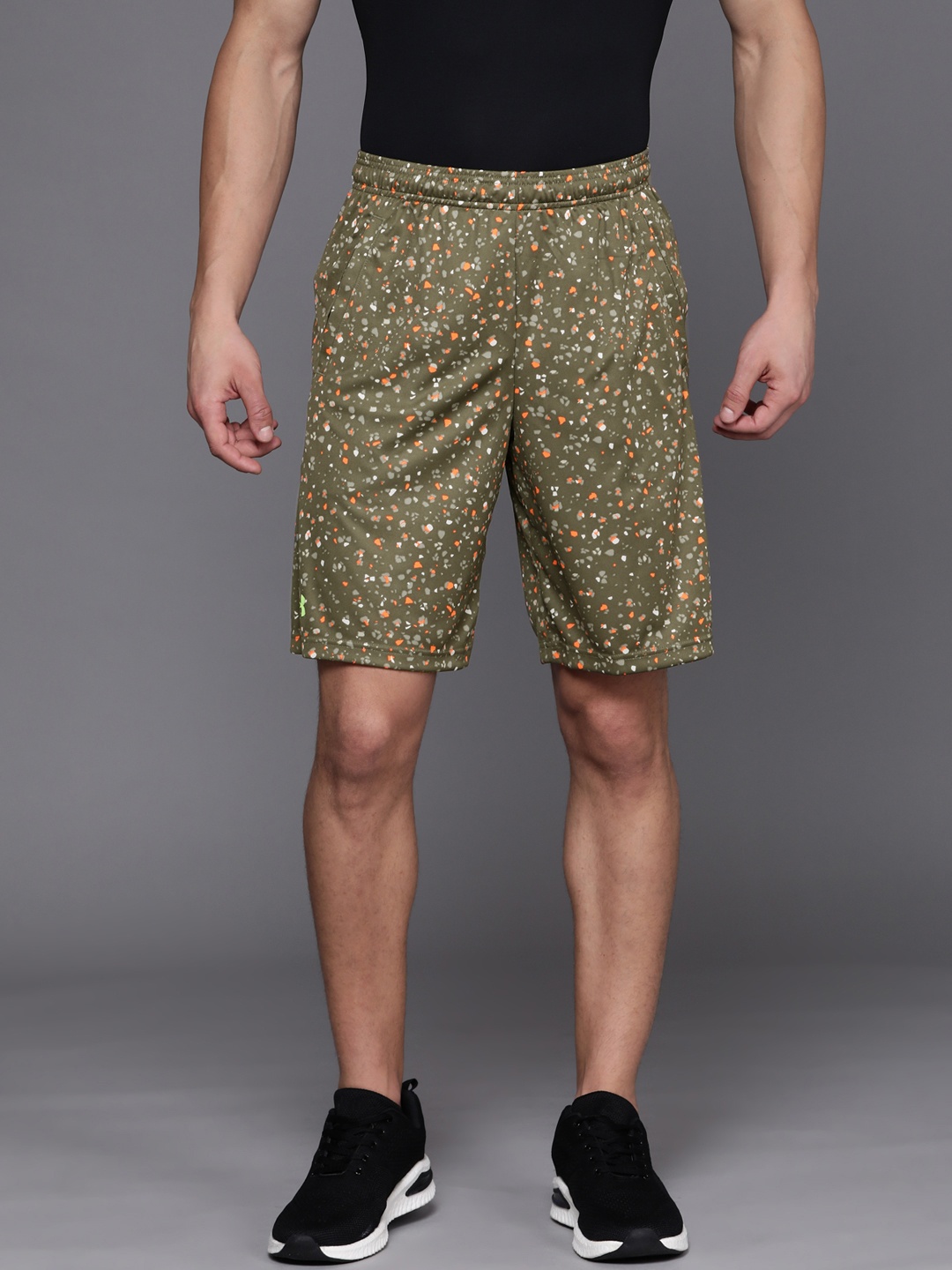 

UNDER ARMOUR Men Olive Green Tech Printed Shorts