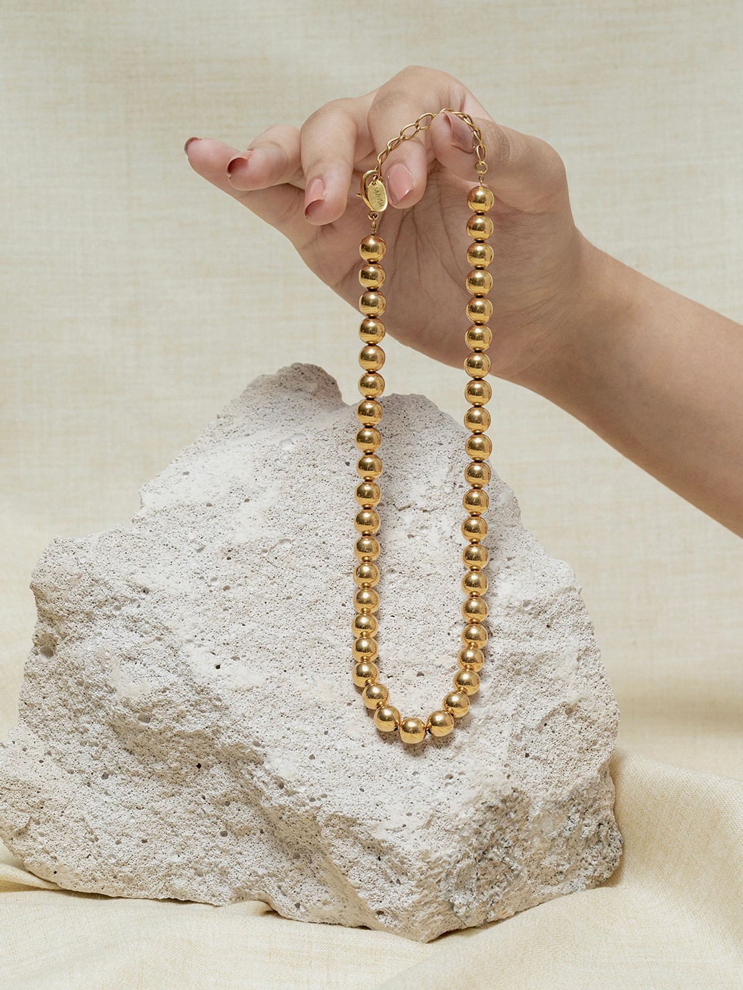 

MNSH Brass Gold-Plated Beaded Brass Necklace