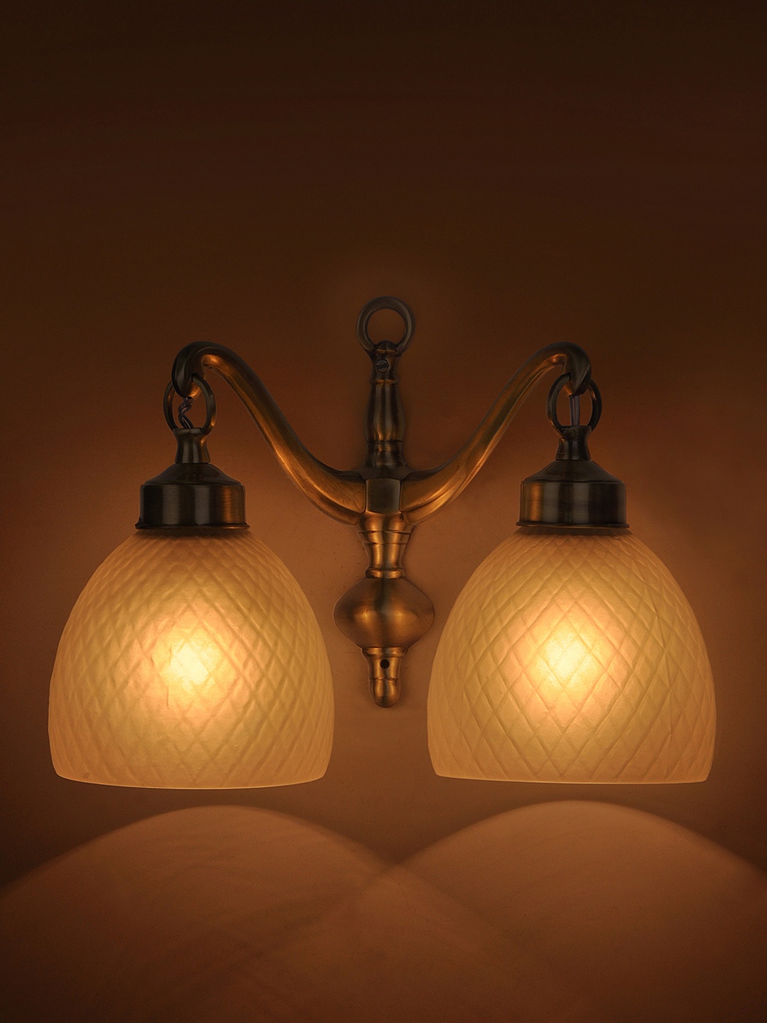 

Fos Lighting Gold-Toned Wall Lamp