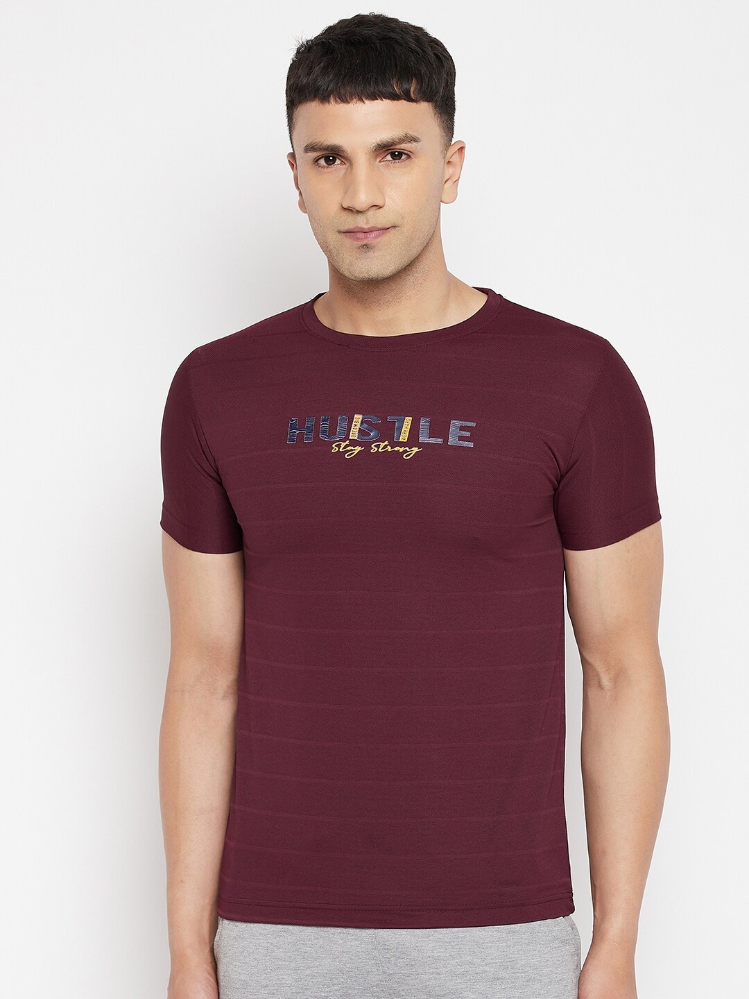 

FirstKrush Men Maroon Typography Training or Gym T-shirt