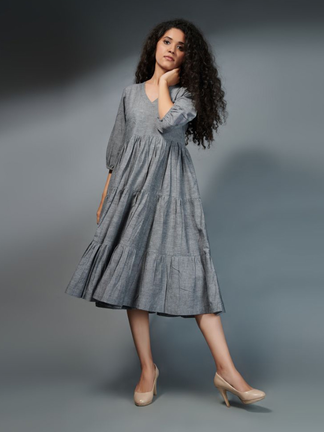 

the kaatn trail Black Linen A-Line Midi Dress