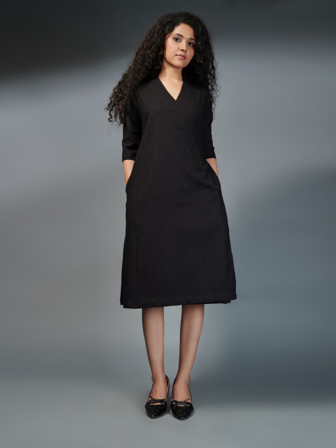 

the kaatn trail Black Sheath Dress