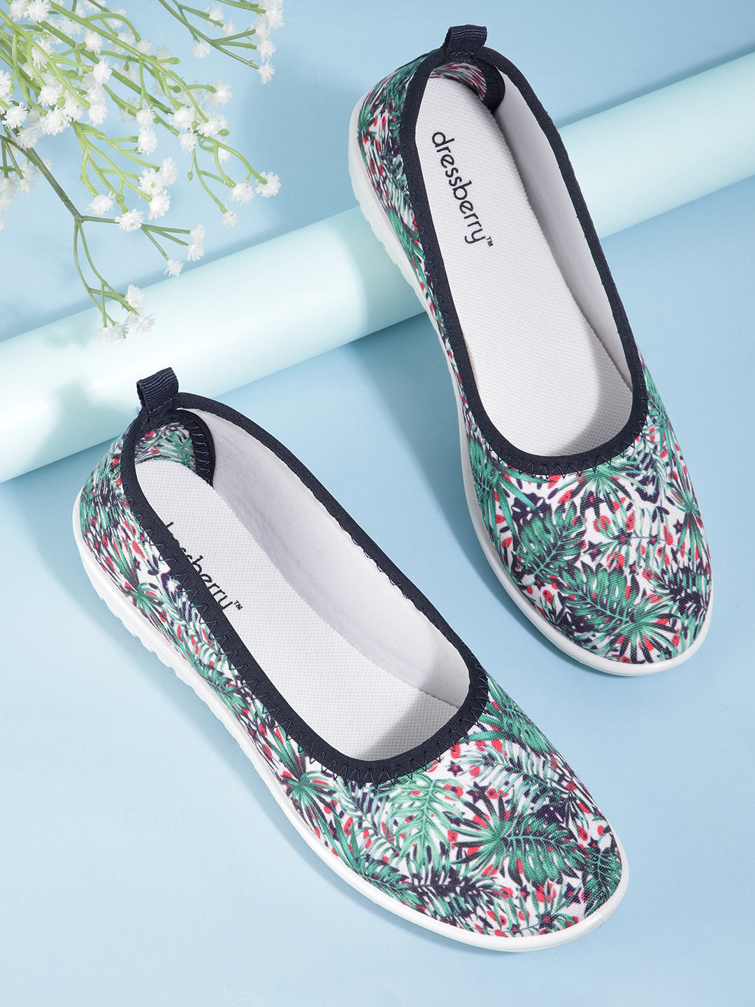 

DressBerry Women Printed Ballerinas, Multi