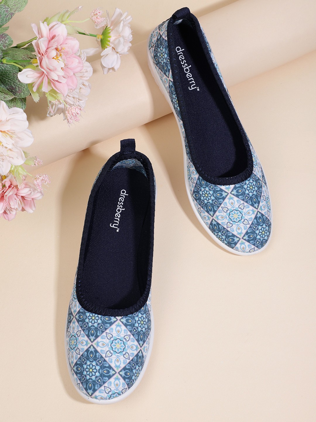 

DressBerry Women Printed Ballerinas, Teal