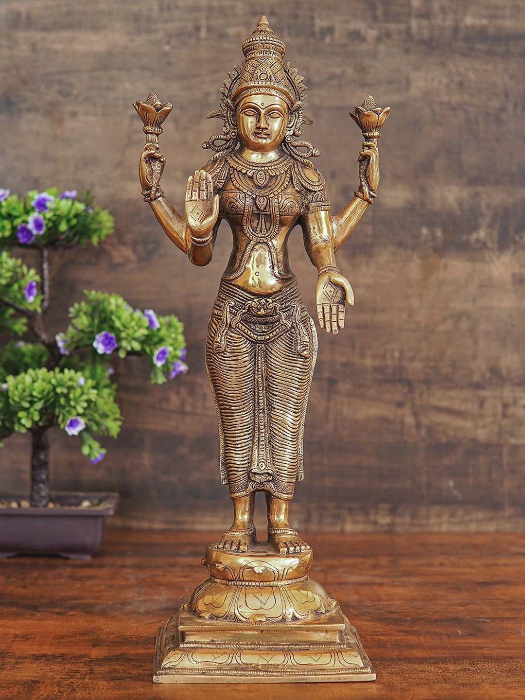 

StatueStudio Gold-Toned Antique Lakshmi Showpiece
