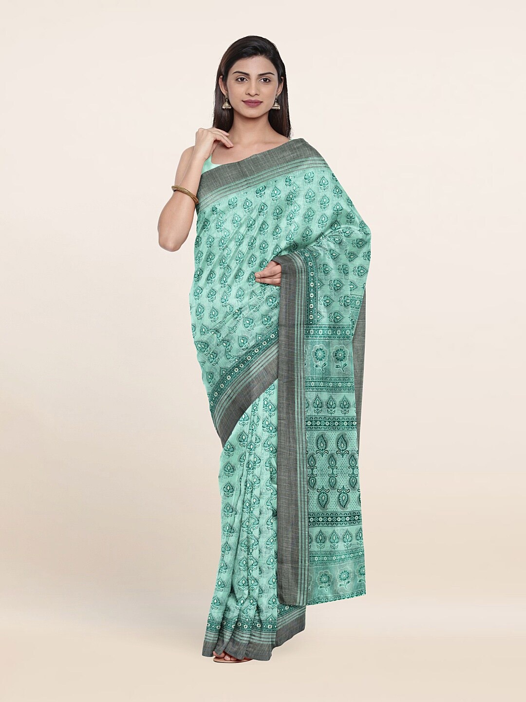 

Pothys Green & Grey Ethnic Motifs Zari Cotton Blend Saree