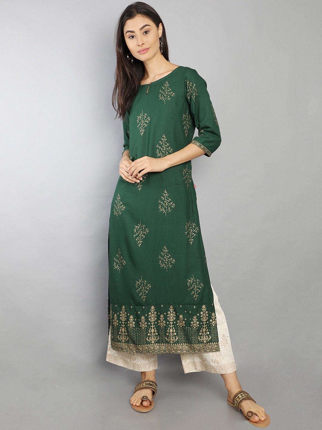 

Marcia Women Green Floral Printed Kurta with Palazzos
