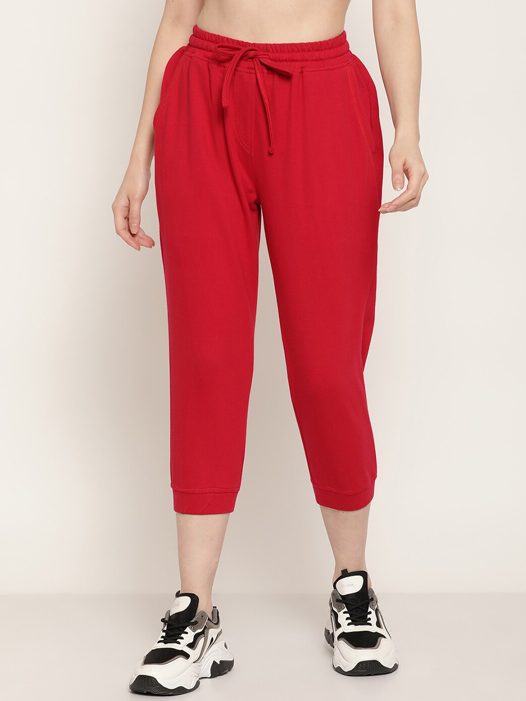 

Rute Women Red Solid Cotton Jogger