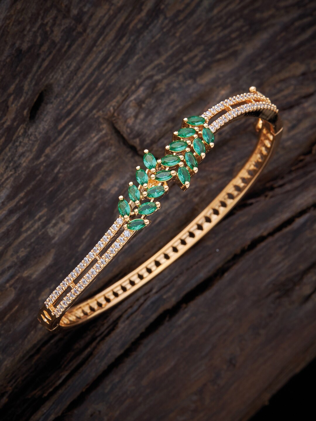 

Kushal's Fashion Jewellery Women Gold-Toned & Green Cubic Zirconia Kada Bracelet