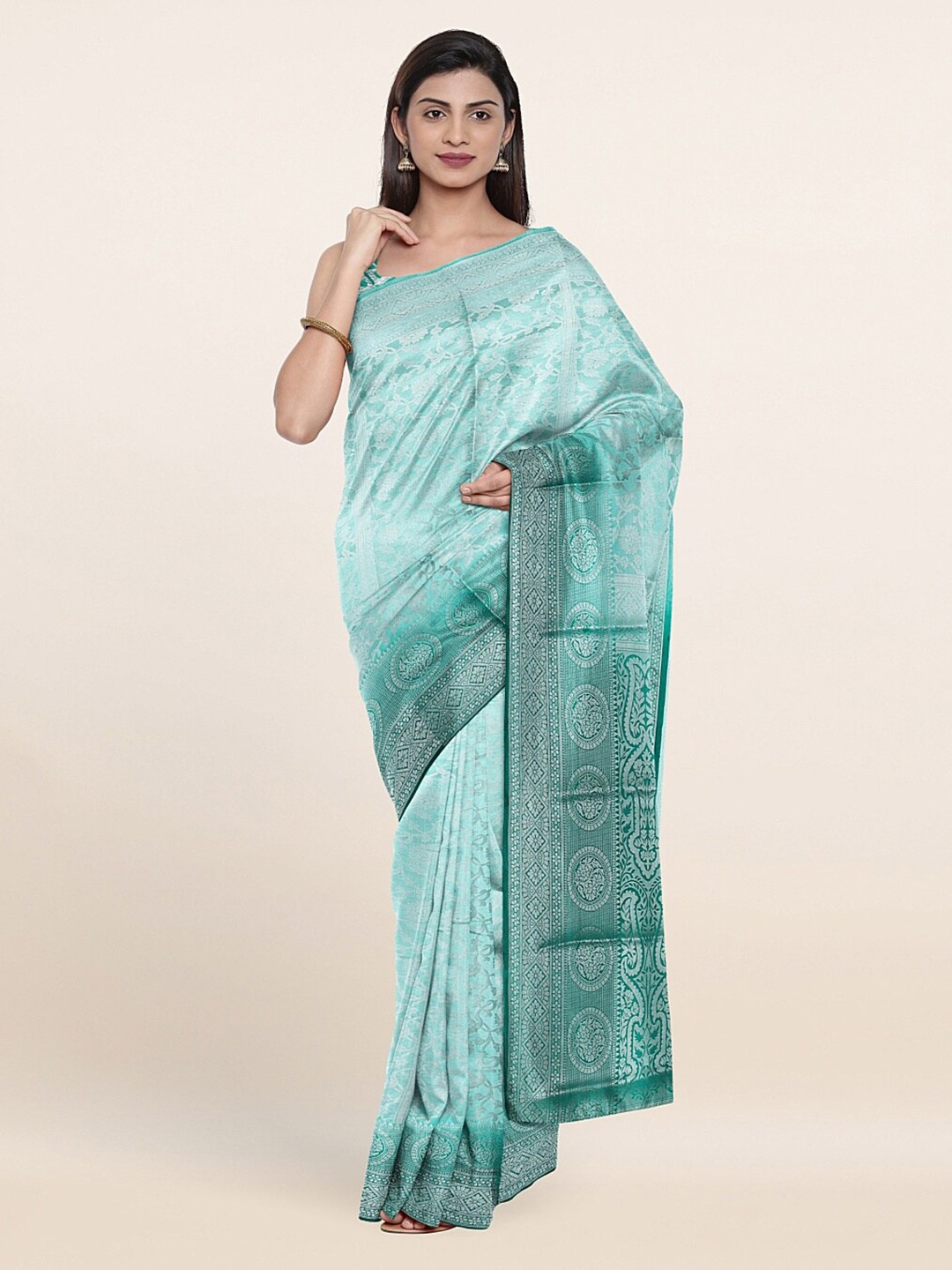 

Pothys Green & Silver-Toned Ethnic Motifs Art Silk Saree