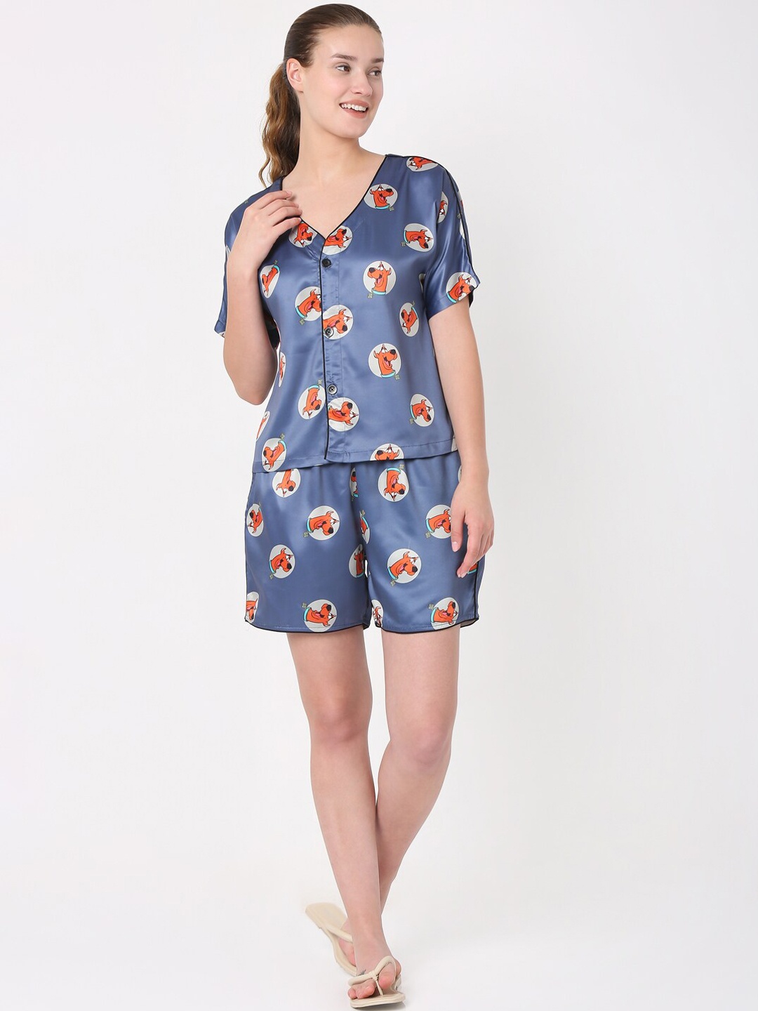 

Smarty Pants Women Purple Scooby-Doo Printed Satin Night suit