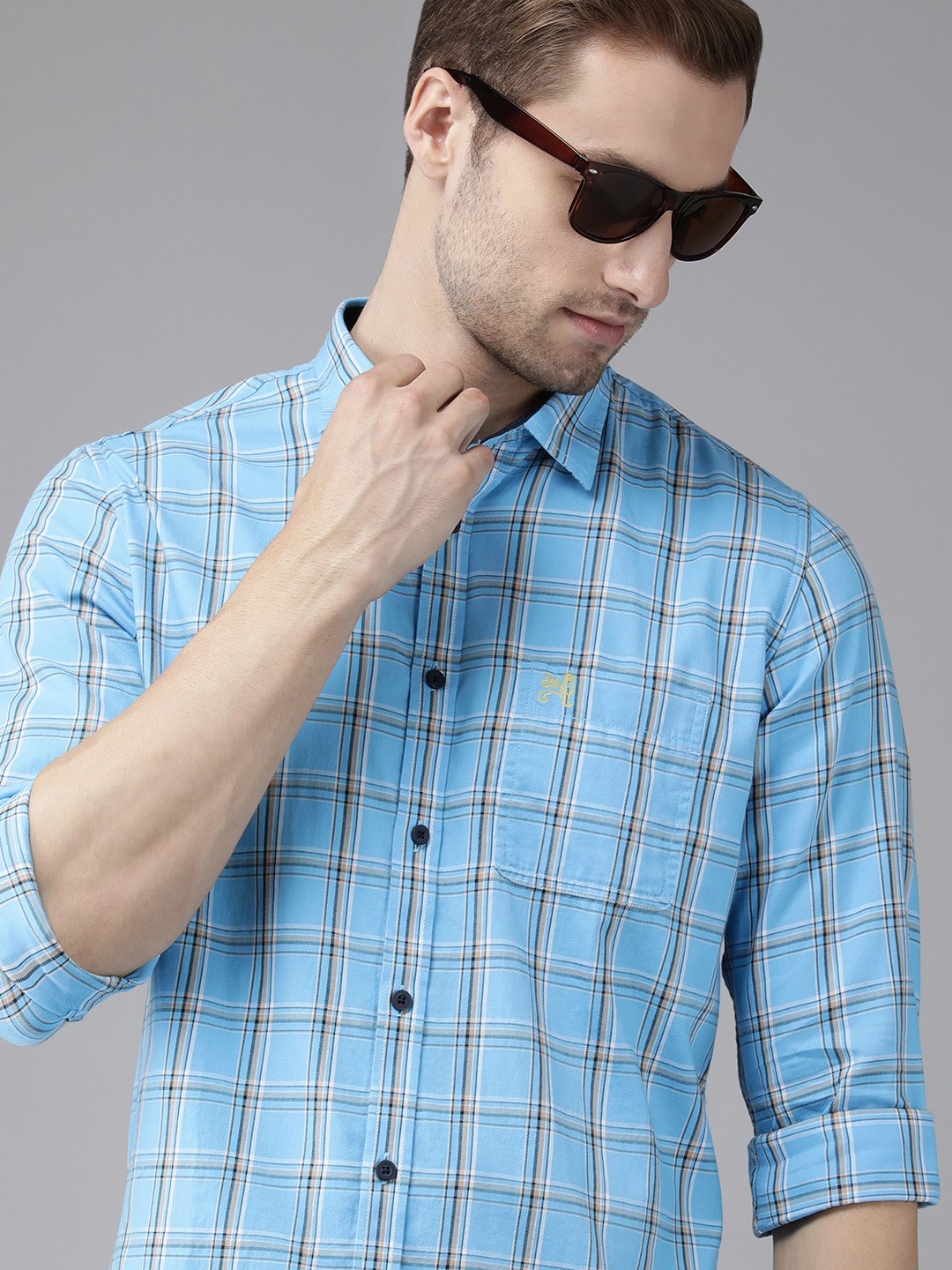 

Van Heusen ACADEMY Men Blue & Black Slim Fit Checked Pure Cotton Casual Shirt
