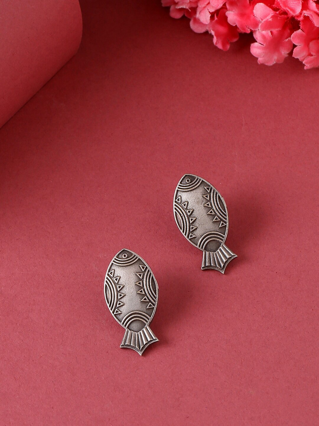

VIRAASI Silver-Toned Oxidised Studs Earrings