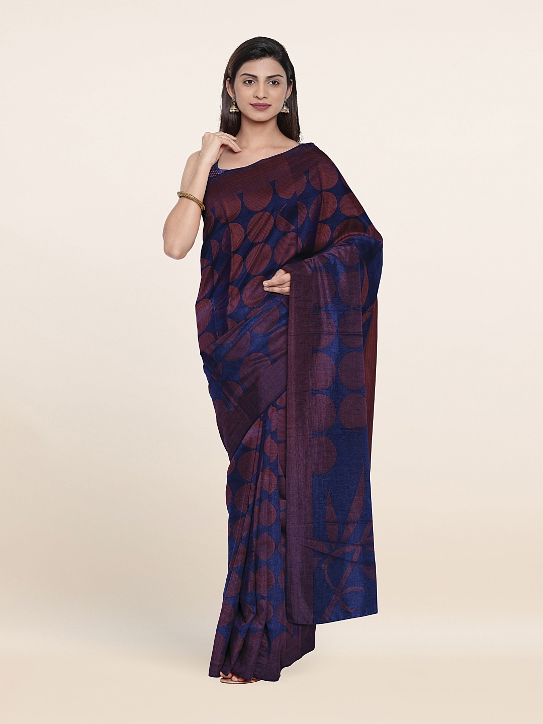 

Pothys Blue & Brown Printed Saree