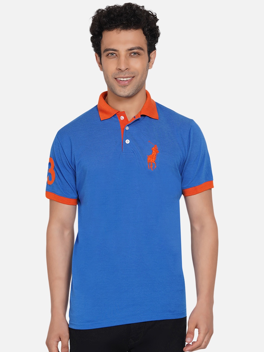 

Dais Men Blue Polo Collar T-shirt