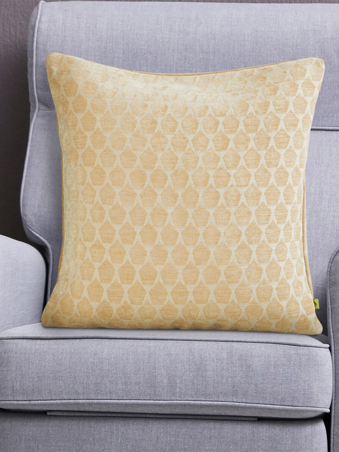 

Home Centre Beige Geometric Square Cushion Covers