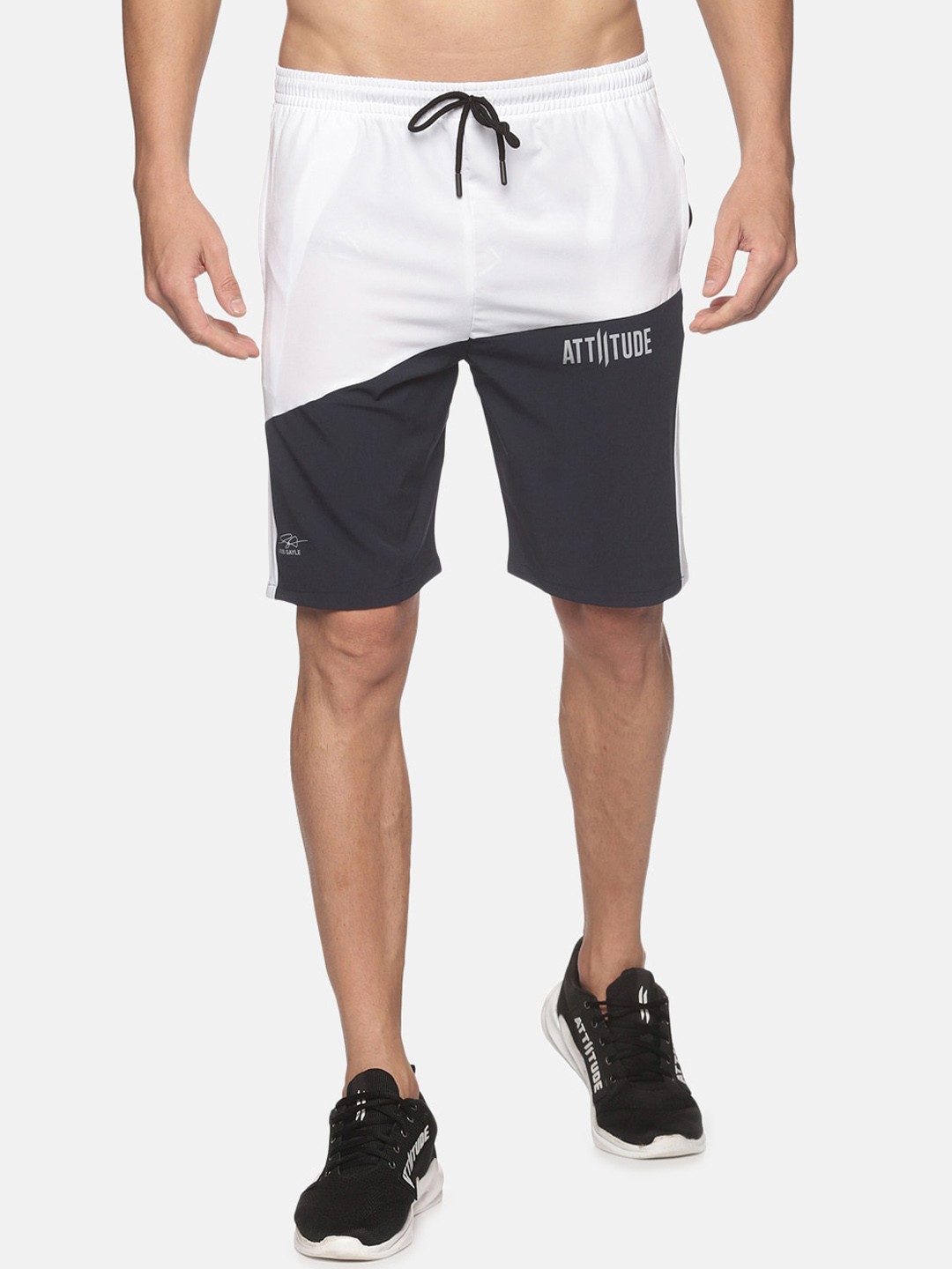 

ATTIITUDE Men White Colourblocked Slim Fit Low-Rise Sports Shorts