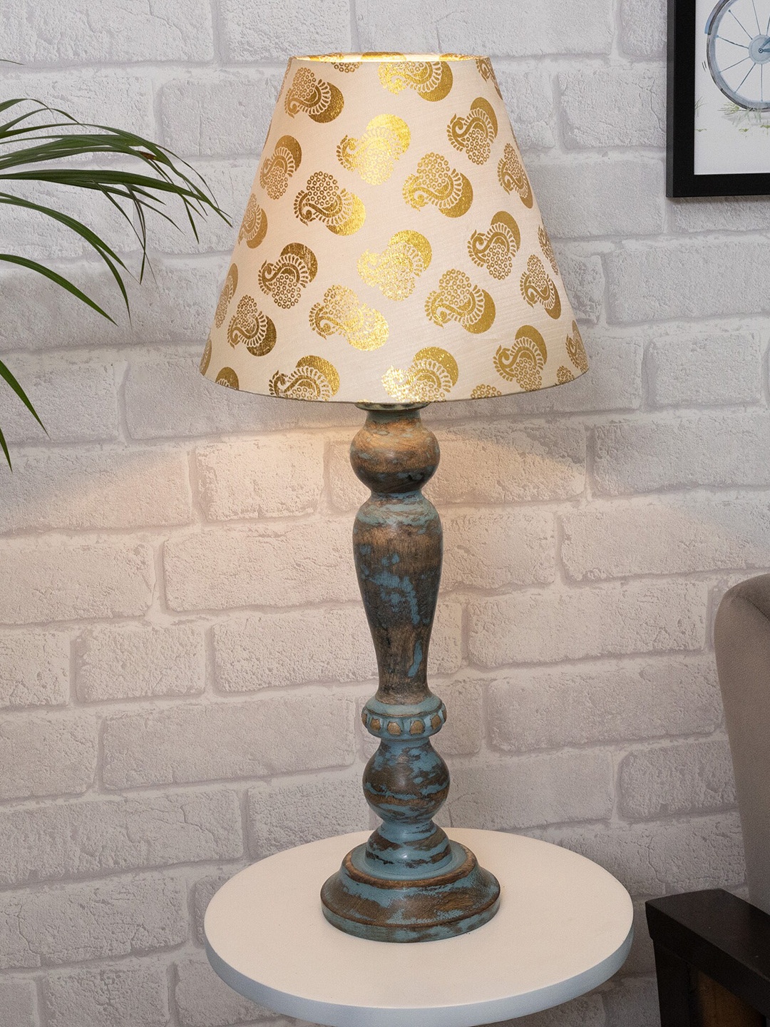 

Homesake Gold-Toned Table Lamp with Shade