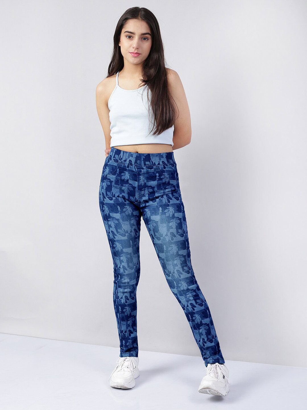

Naughty Ninos Girls Navy Blue Heavy Fade Printed Stretchable Denim Washed Jeggings