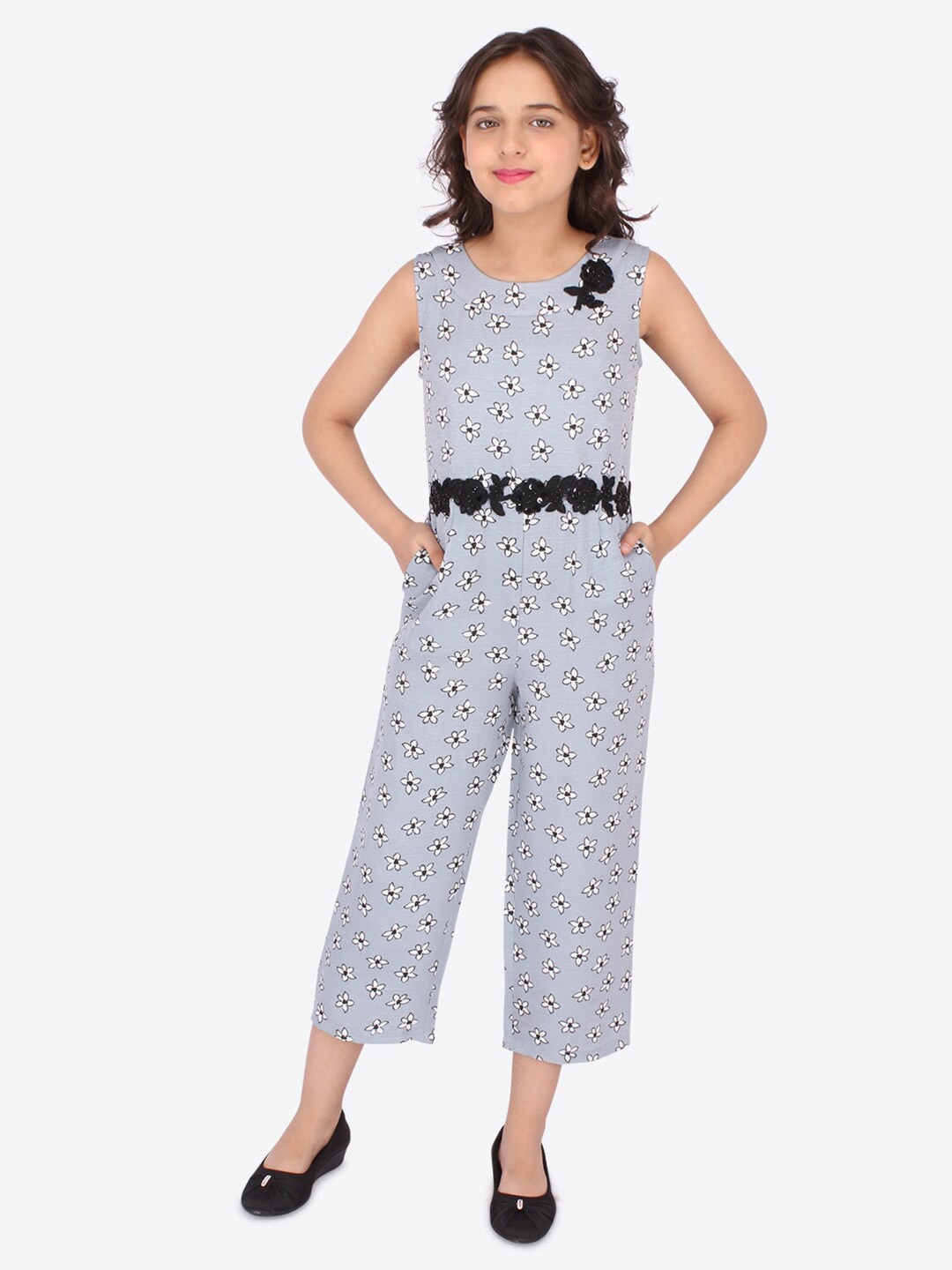 

CUTECUMBER Girls Grey & White Floral Printed Culotte Jumpsuit