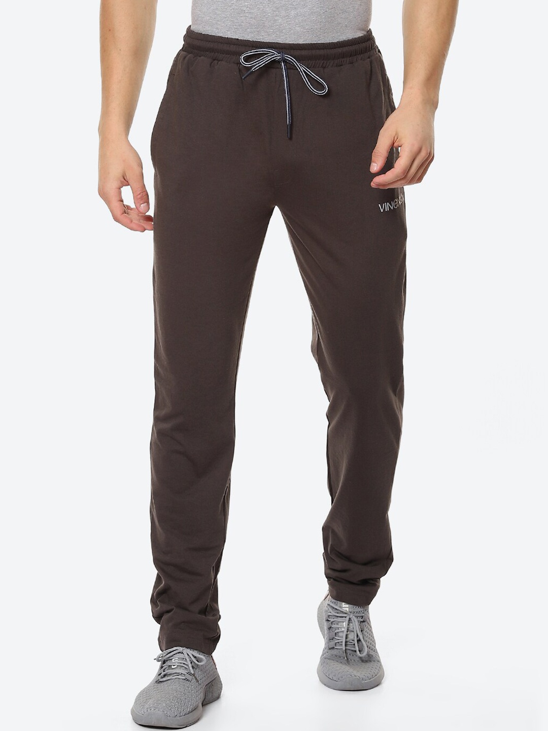 

VINENZIA Men Mouse Brown Solid Cotton Track Pants