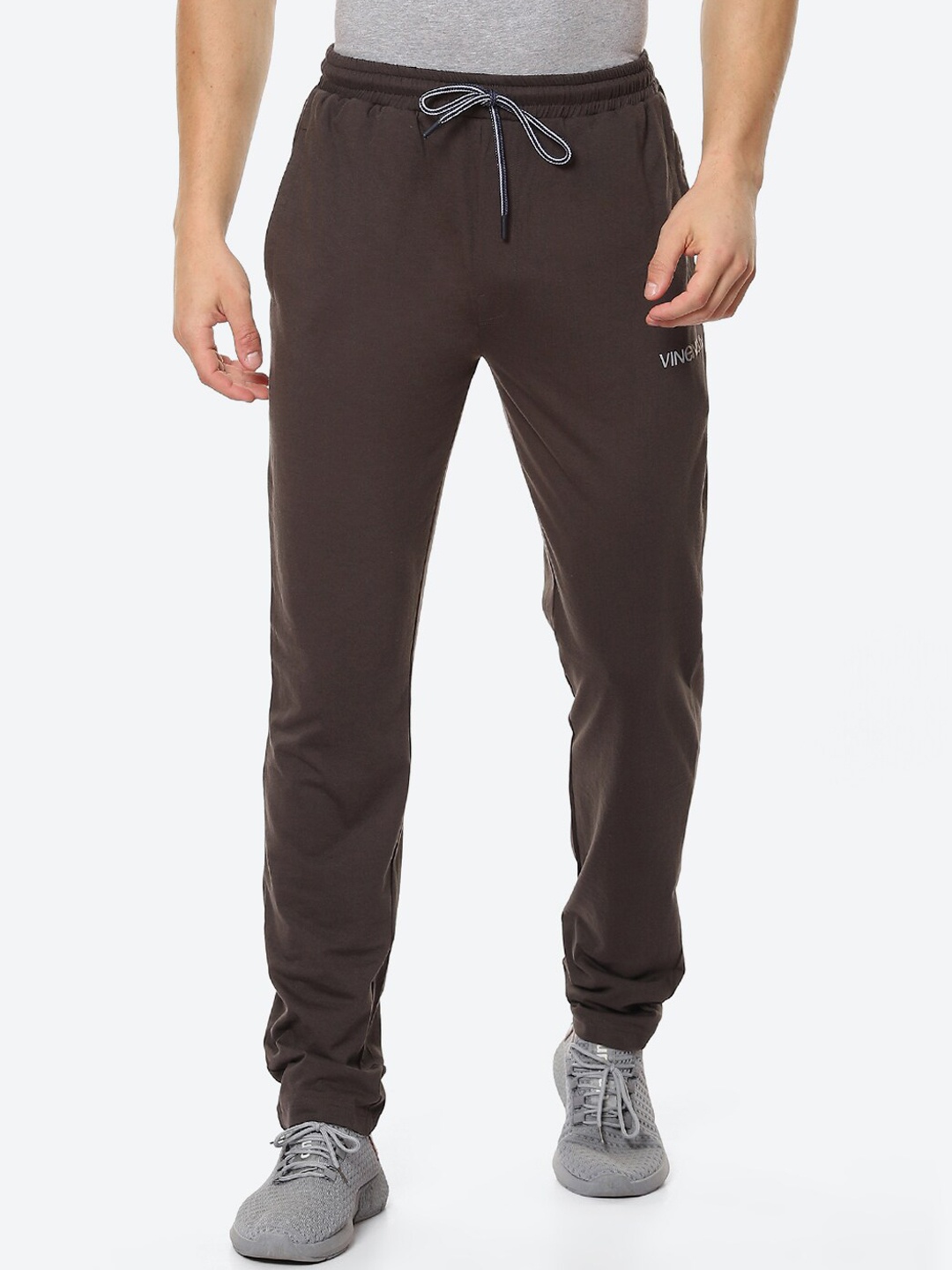 

VINENZIA Men Brown Solid Track Pants