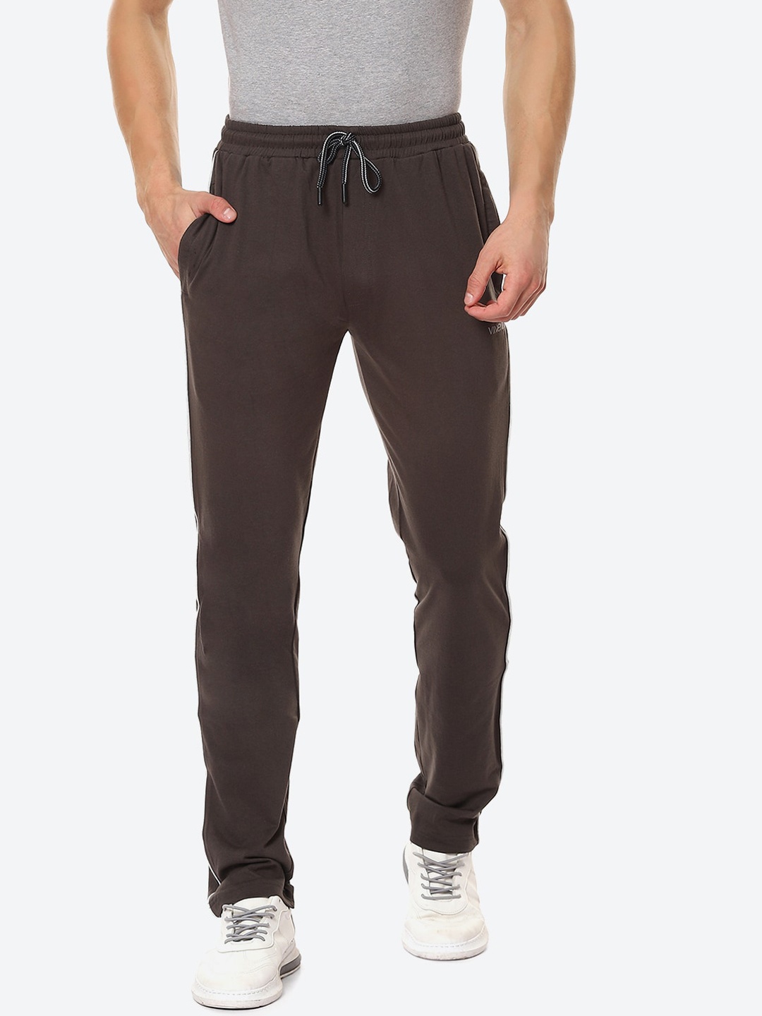 

VINENZIA Men Brown Solid Pure Cotton Track Pants